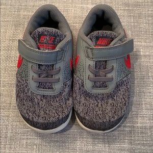 Toddler Nike flex